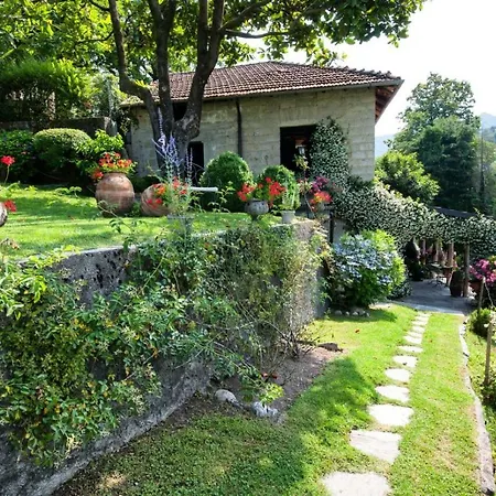 Il Motto Di Tommy Oda ve Kahvaltı Castelveccana