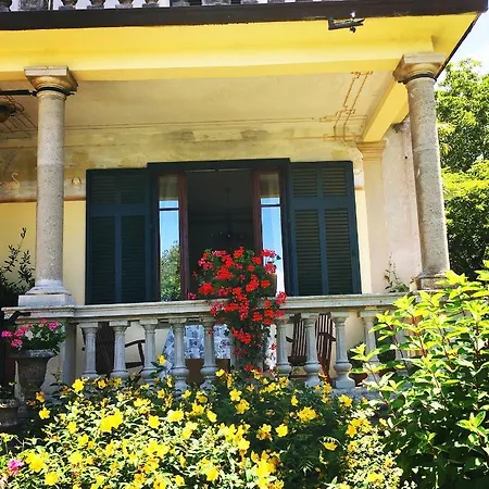 Bed & Breakfast Il Motto Di Tommy Castelveccana