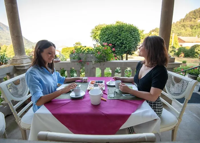 Bed & Breakfast Il Motto Di Tommy Castelveccana