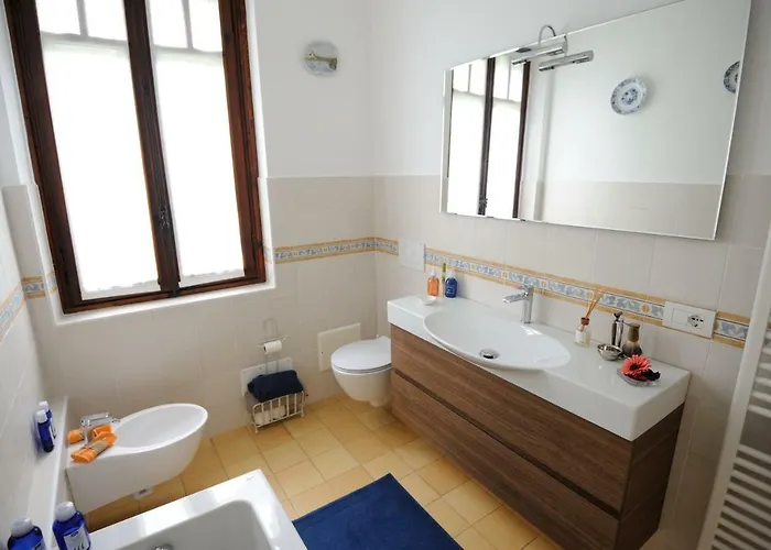 Il Motto Di Tommy 3* 카스텔베카나